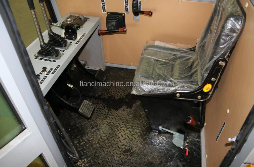 Máquina de fertilizante de composto de esterco animal Tipo de rastreador Máquina de transformação de composto