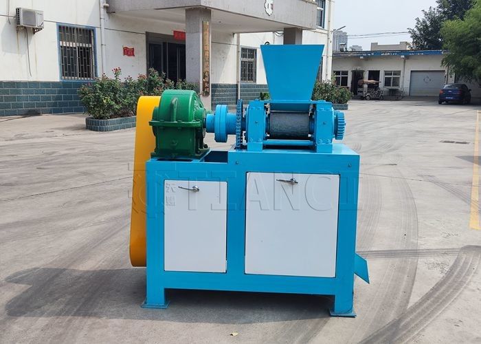 1-5 T/H Ure Granulador de fertilizantes Fornecedor Granulador de pressão de rolos Máquina de fabricação de fertilizantes compostos para venda