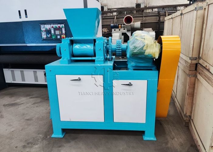 Granulador de rolos duplos personalizado para produção de grânulos de fertilizantes químicos NPK