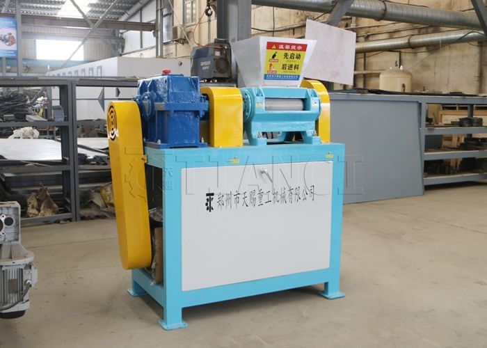 2 t/h Granulador de fertilizantes de capacidade para máquina de prensagem de rolos de pó seco químico