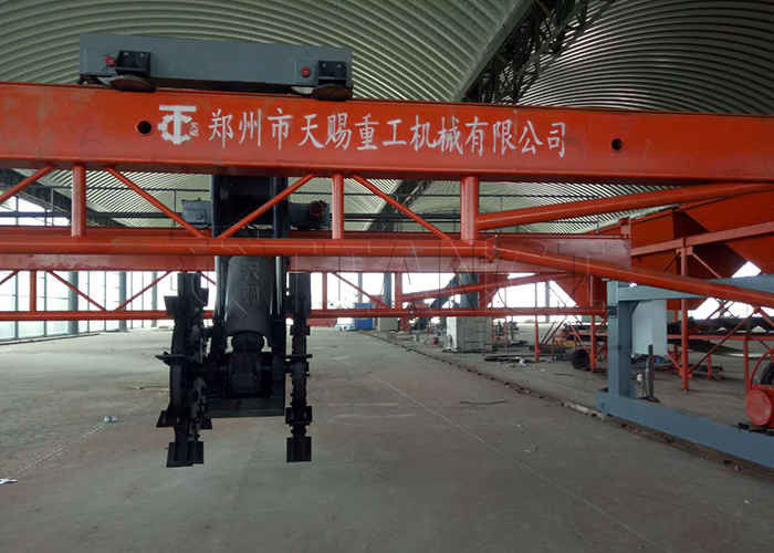 150-400m3/H Produção Large Flipping Span Compost Turning Machine Tipo de roda