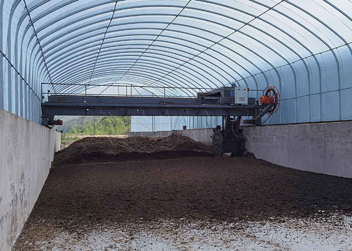 Fermentação de resíduos animais Compost Roda de máquina Tipo de compost Turner Para estrume animal