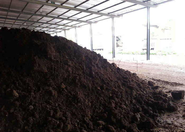 Instalação de fabrico tipo Crawler Equipamento de fermentação de estrume orgânico Compost Turner