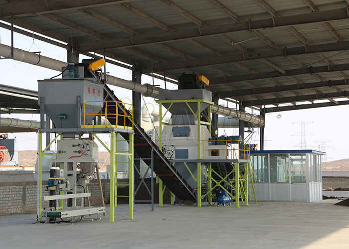 Máquina de fabricação de fertilizantes orgânicos de composto Pó Linha de produção de fertilizantes para esterco de frango
