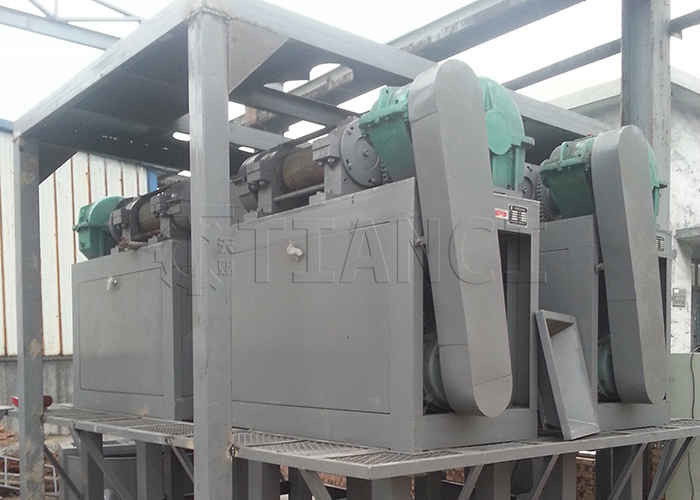 Linha de produção de granulação de esterco Linha de produção de granulador de pressão de cloreto de amónio fertilizante de rolos duplos