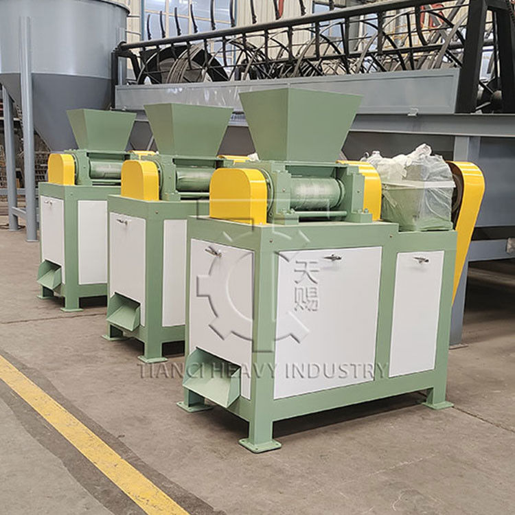 Linha de Produção de Barrilha Leve Granulador Máquina de Granulação de Fertilizante Orgânico de Rolo Duplo