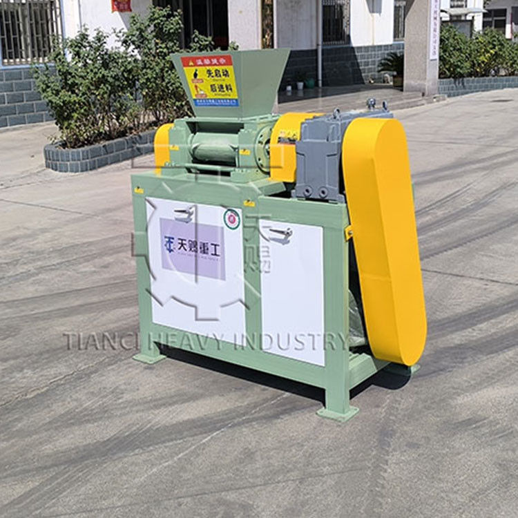 Granulador de prensa de rolos duplos de carbonato de sódio para linha de produção de carbonato de sódio granular